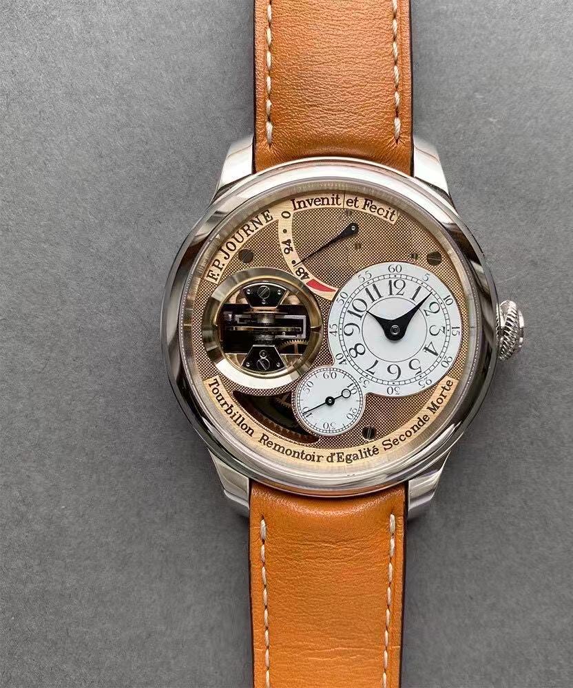 TOURBILLON SOUVERAIN - Ref. TV image 4